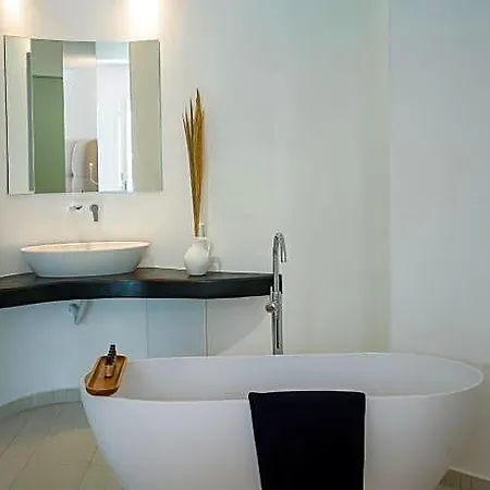 Arte And Mare Luxury And Elia (Mykonos)