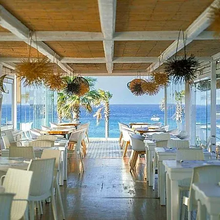Ξενοδοχείο Arte And Mare Luxury And 5*